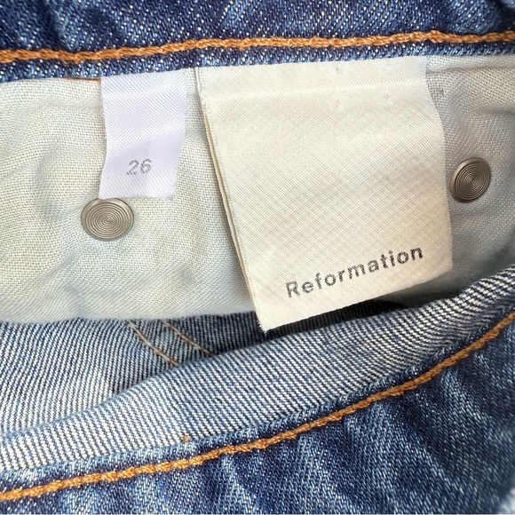 Reformation Lola High Rise Jean Short‎ Size 26 - Picture 4 of 5